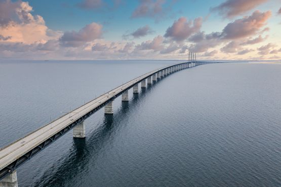 Puente sobre el mar